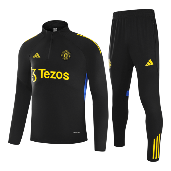 Манчестер Юнайтед Екип с половин цип 2025/26